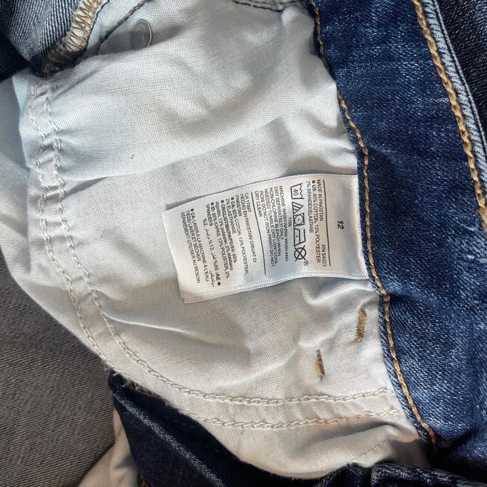 Old Navy Women's High Rise Rockstar Super Skinny Jeans Secret Slim Pockets - Picture 5 of 6